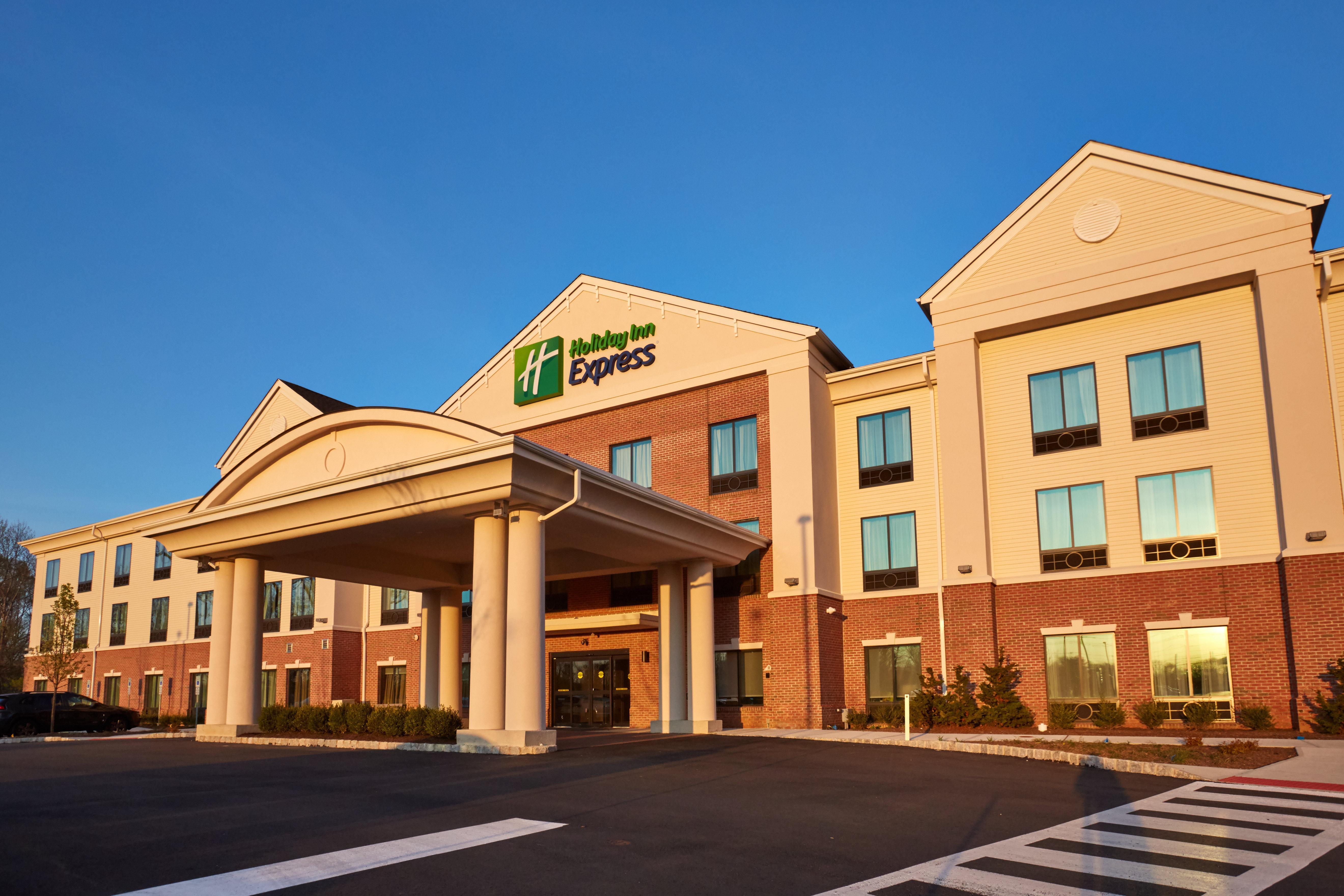 Holiday Inn Express Bordentown - Trenton South By Ihg Exterior photo