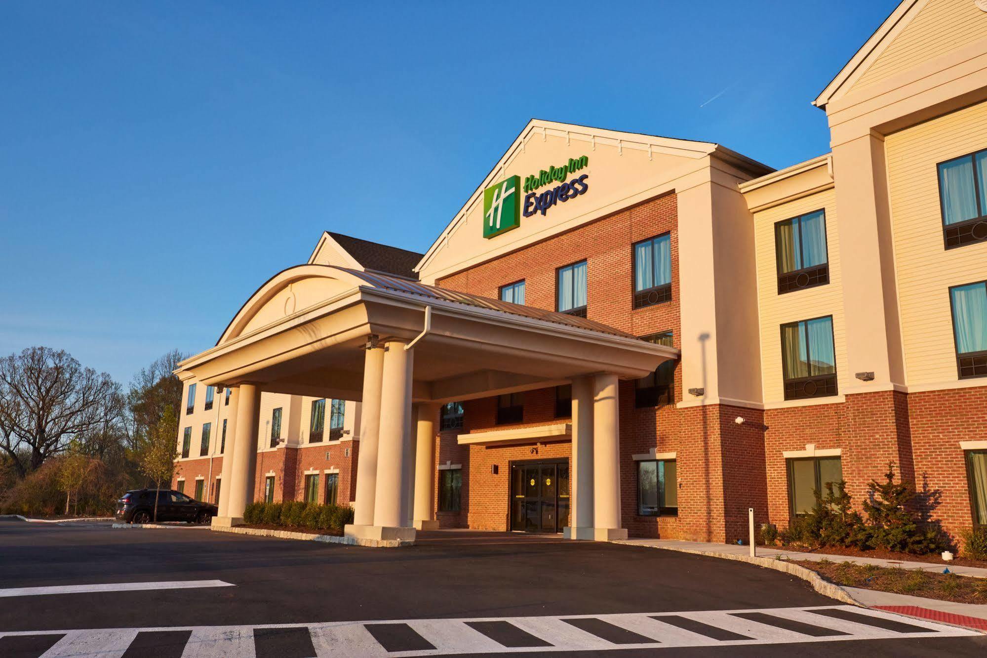 Holiday Inn Express Bordentown - Trenton South By Ihg Exterior photo