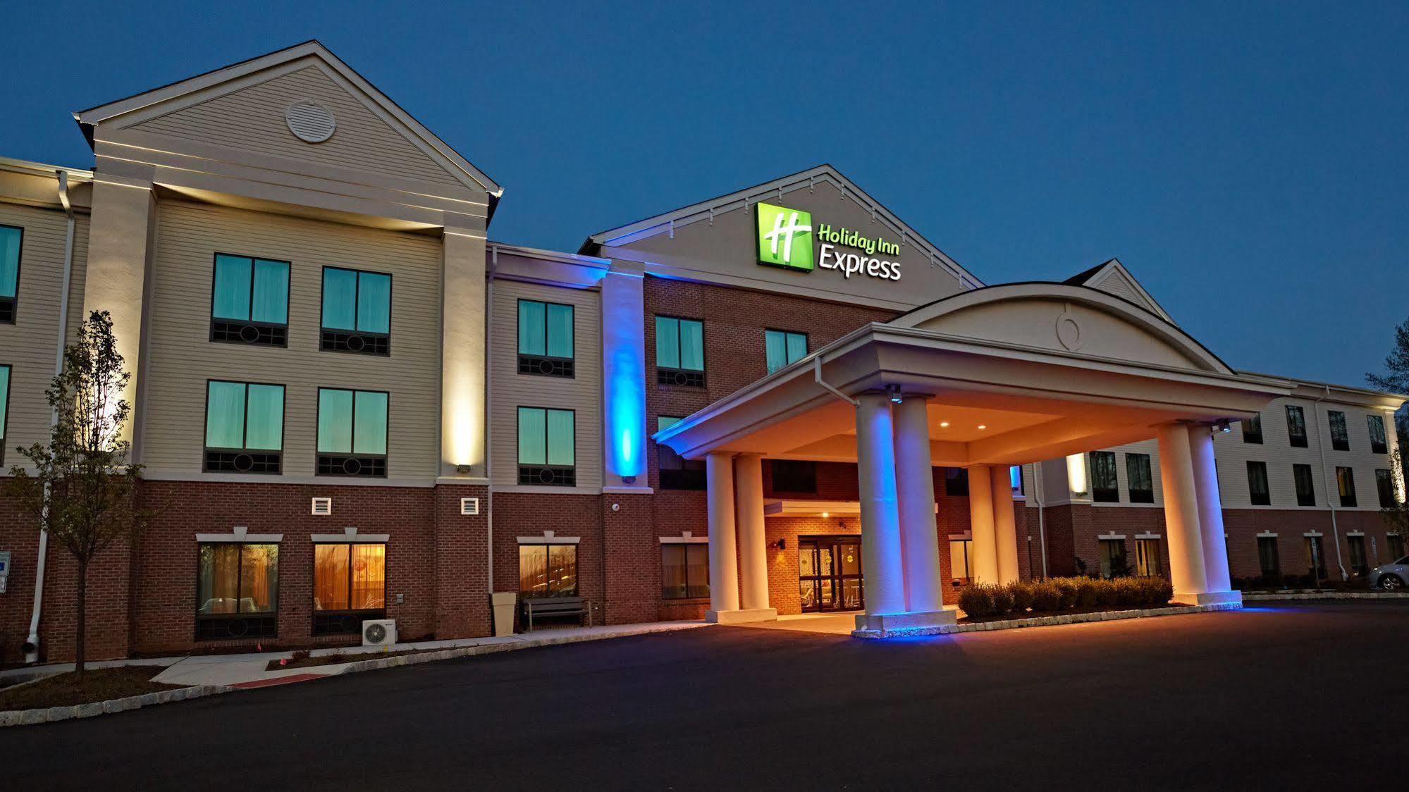 Holiday Inn Express Bordentown - Trenton South By Ihg Exterior photo