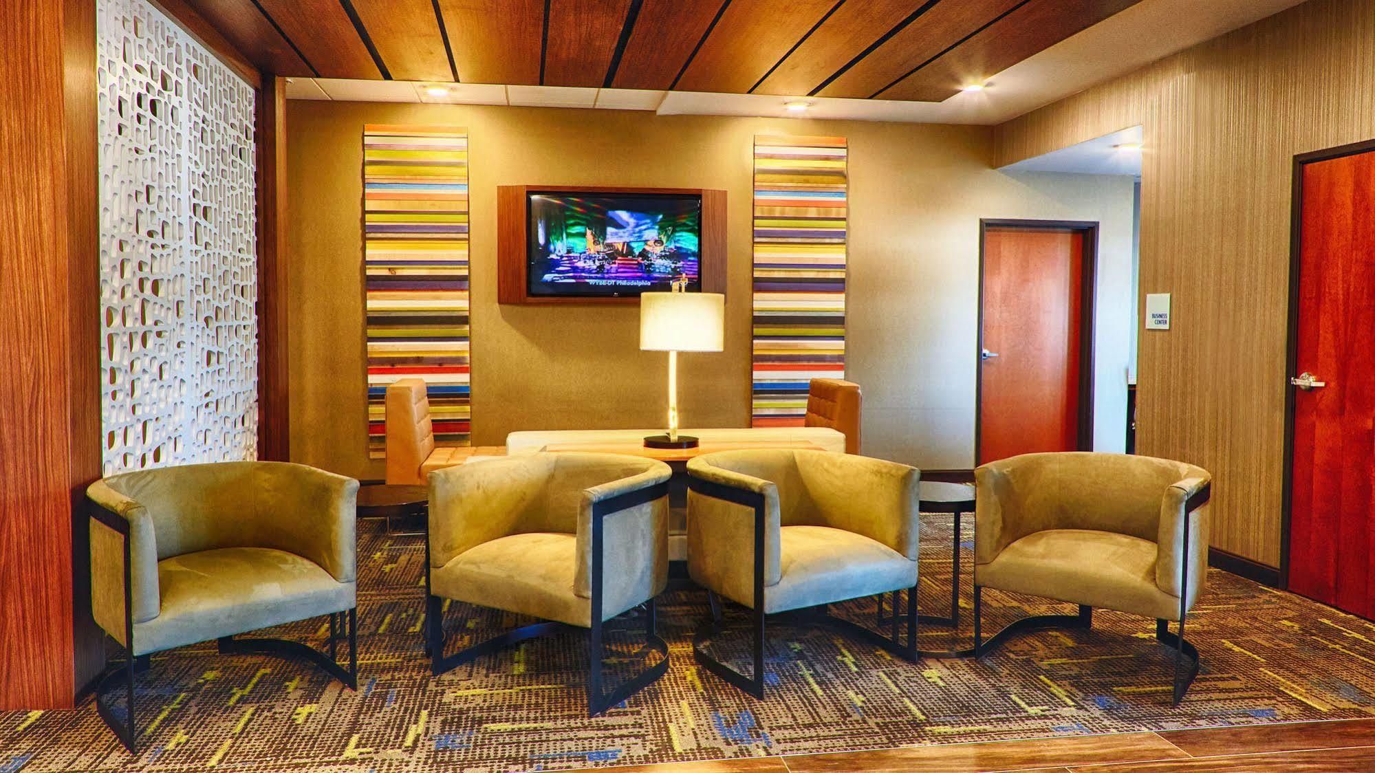 Holiday Inn Express Bordentown - Trenton South By Ihg Exterior photo
