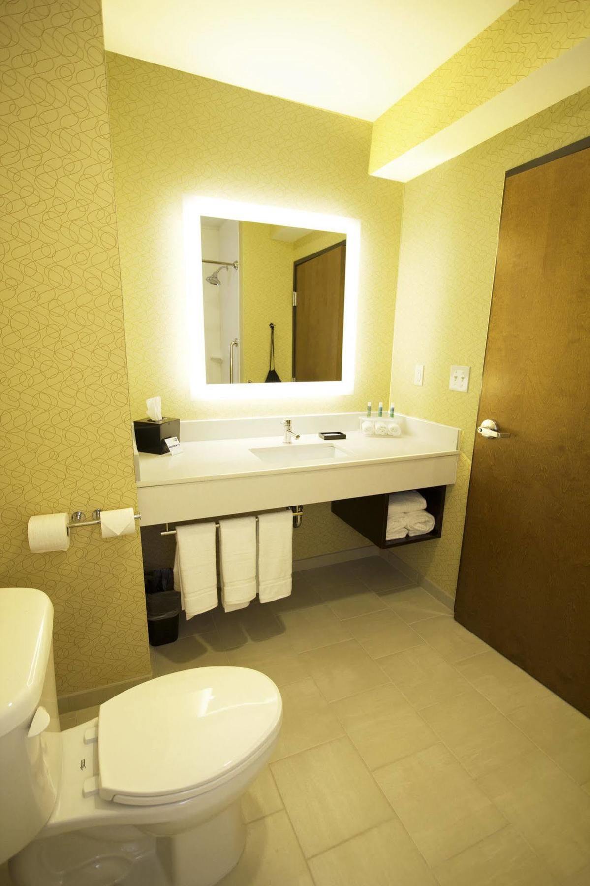 Holiday Inn Express Bordentown - Trenton South By Ihg Exterior photo